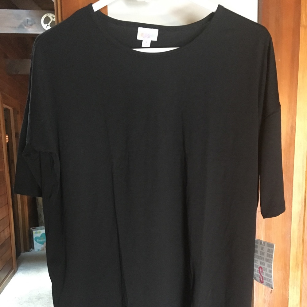 BNWT Black irma
